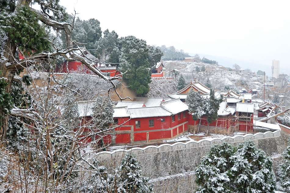 雪后的天水玉泉觀，仿佛回到了古秦州