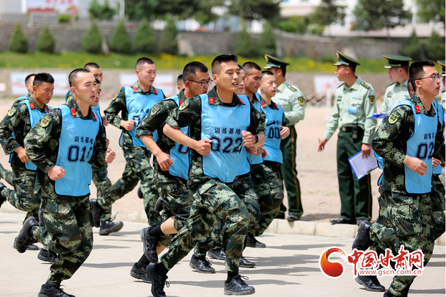 【隴拍客】甘肅武警：沖刺！向著心中的軍校夢