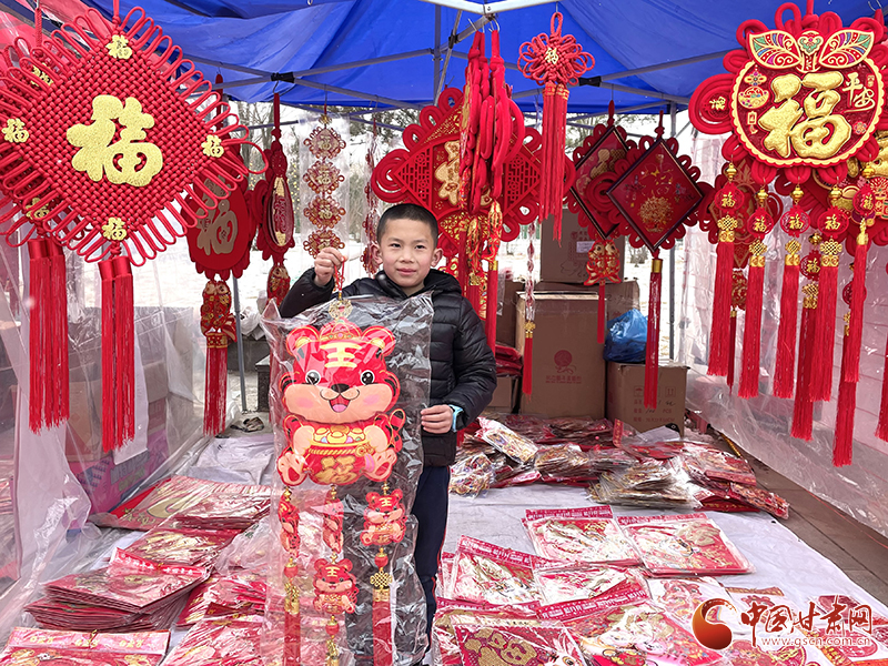 【網(wǎng)絡(luò)中國節(jié)·春節(jié)】甘肅靜寧：過年的儀式感，從置辦年貨開始