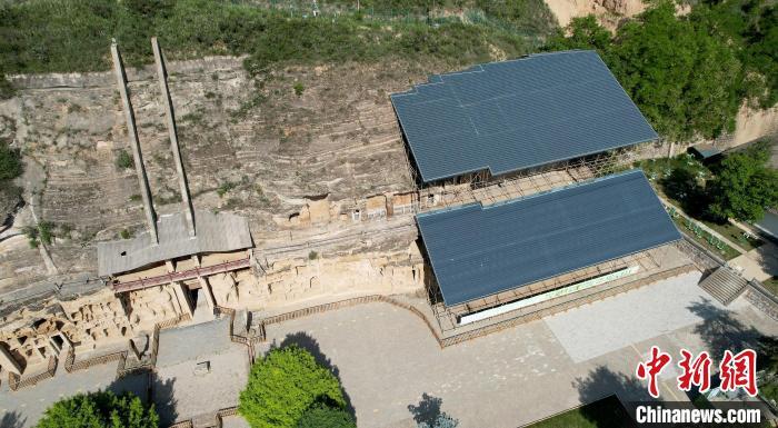 圖為航拍視角下的北石窟寺。　艾慶龍 攝